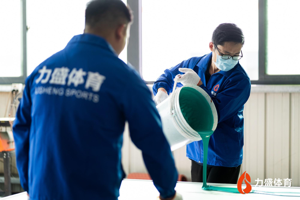 硅PU球场材料与运动保护优化 硅PU球场材料与运动保护优化