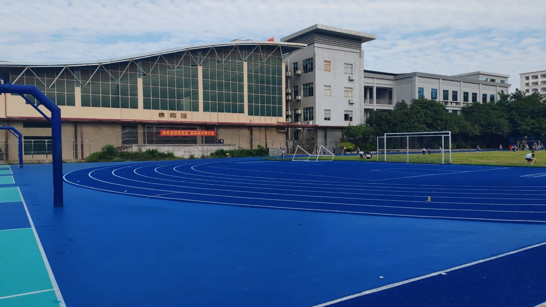 湖北武汉武汉晴川学院400米跑道